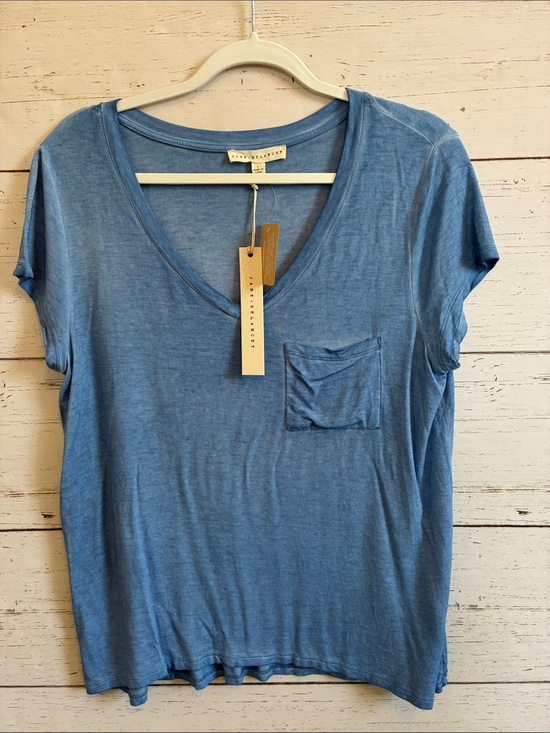 Jane and Delancey Tops - Jane & Delancey Blue V Neck Lightweight T-Shirt, size L, NWT